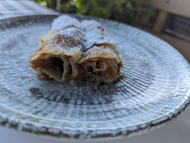 Restoran, vinarija i pansion Vuglec Breg