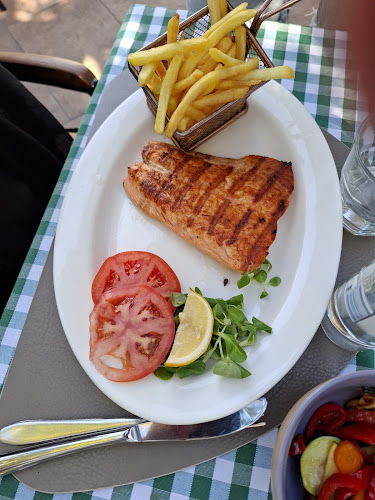 Opinii despre "Kuzina" grill & pizza în Zadar - Gastronomija i ugostiteljstvo