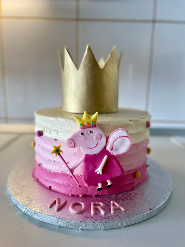 Love is a piece of cake