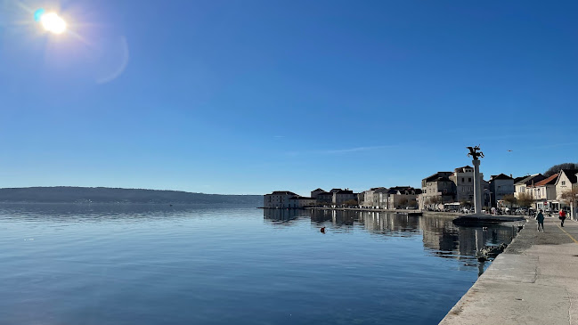 21217, Kaštel Stari