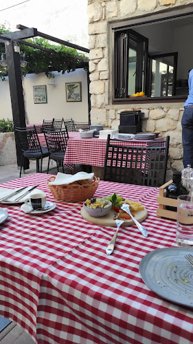 Vangrada ul. 20, 23250, Pag