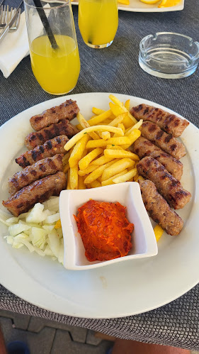 Ahipara zalogajnica, Podgora