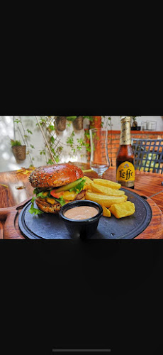 Bistro & pizzeria Piccolo Zagreb - Gastronomija i ugostiteljstvo