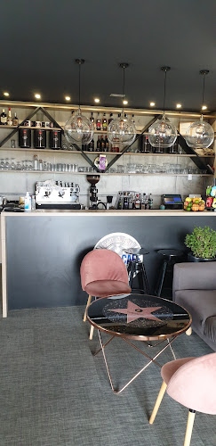 MOVIE Cafe - Gastronomija i ugostiteljstvo