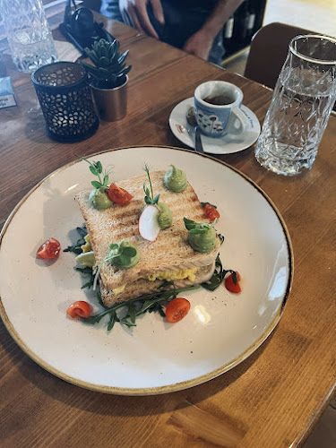 Tony Pizza and more - Gastronomija i ugostiteljstvo