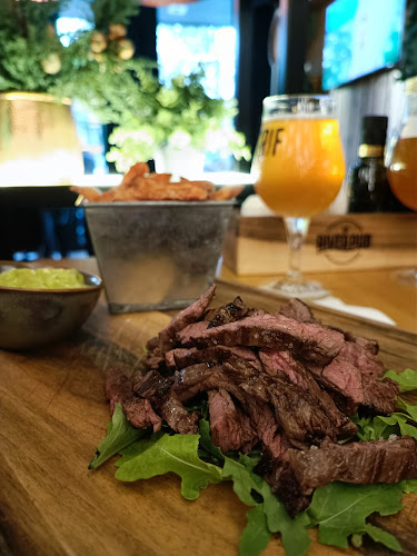 Opinii despre River pub în Zagreb - Gastronomija i ugostiteljstvo