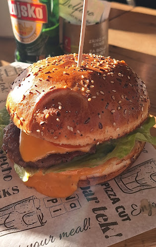 Delfino Pizza Snack Coffee - Baška