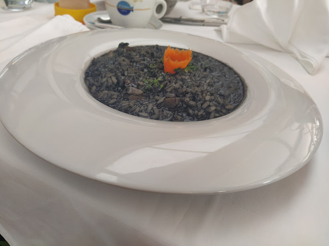 Zlatna ribica - Gastronomija i ugostiteljstvo