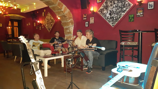 Opinii despre Gaslight Cafe în Rijeka - Gastronomija i ugostiteljstvo