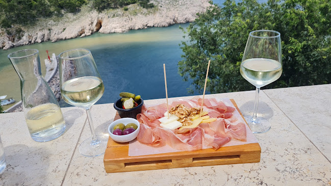 Restaurant Konoba Nada, Vrbnik - Gastronomija i ugostiteljstvo