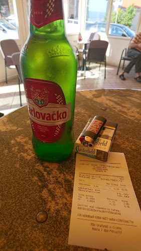 Opinii despre Caffe Bar Frankopan în Grižane-Belgrad - Gastronomija i ugostiteljstvo