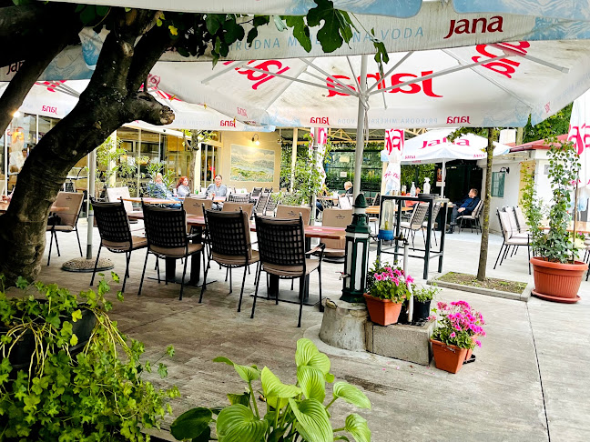 Comentarii opinii despre 🔥 Magazinska klet - Pri staroj smokvi