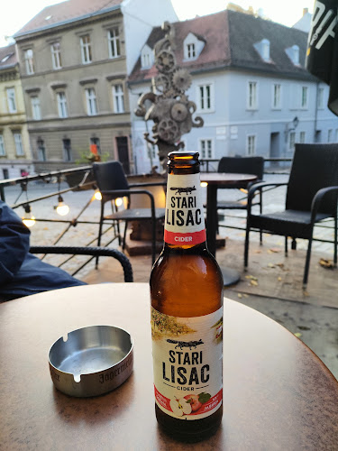 Opinii despre Caffe bar Crni mačak în Zagreb - Gastronomija i ugostiteljstvo