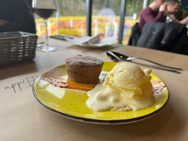 Opinii despre Shhhuma Restoran în Velika - Gastronomija i ugostiteljstvo