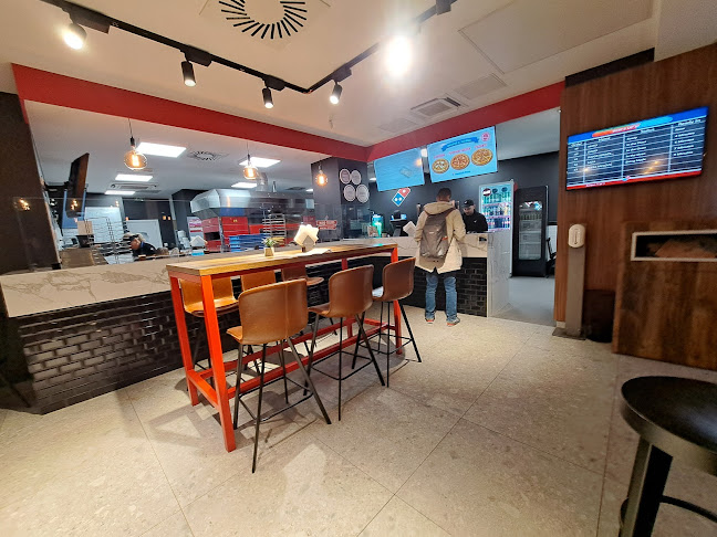 Domino's Pizza Prečko - Gastronomija i ugostiteljstvo