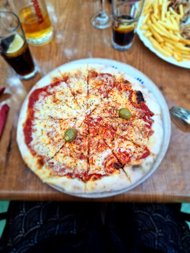 Stari zidi, buffet - Gastronomija i ugostiteljstvo