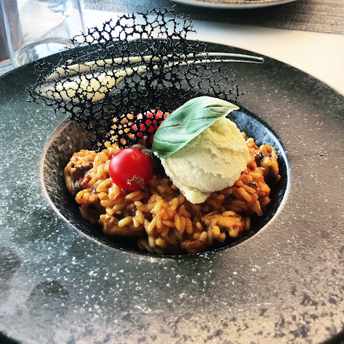 Konoba Atlantida - Gastronomija i ugostiteljstvo