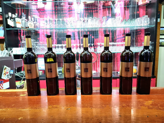 Comentarii opinii despre Vallis Aurea - “kod Adžića”