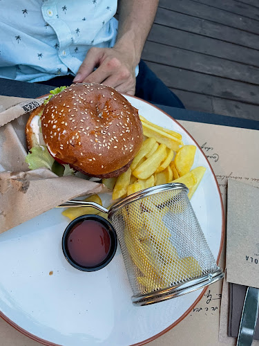 La Pentola Trattoria Makarska - Gastronomija i ugostiteljstvo