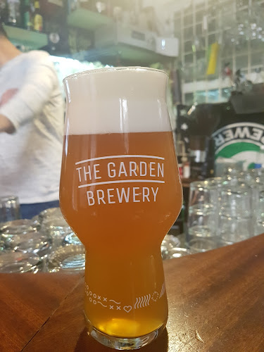 leopold's delicatessen bar