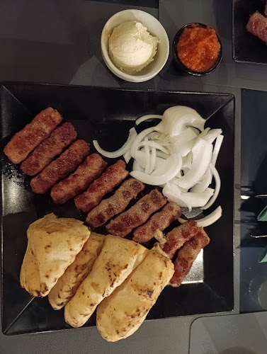 Comentarii opinii despre Banus Grill