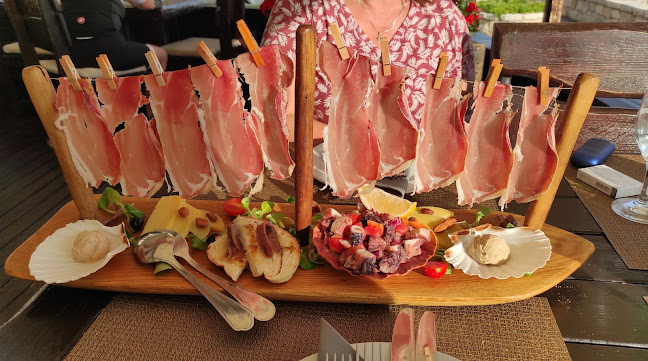 Restaurant "Stari kapetan" - Gastronomija i ugostiteljstvo