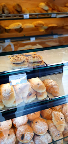 Opinii despre Pekara Bili Brig în Zadar - Gastronomija i ugostiteljstvo