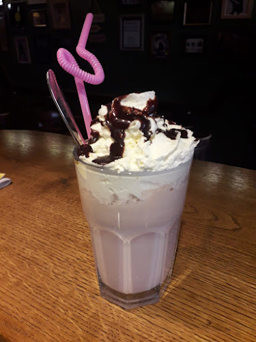 Rock Caffe "Enigma" - Gastronomija i ugostiteljstvo