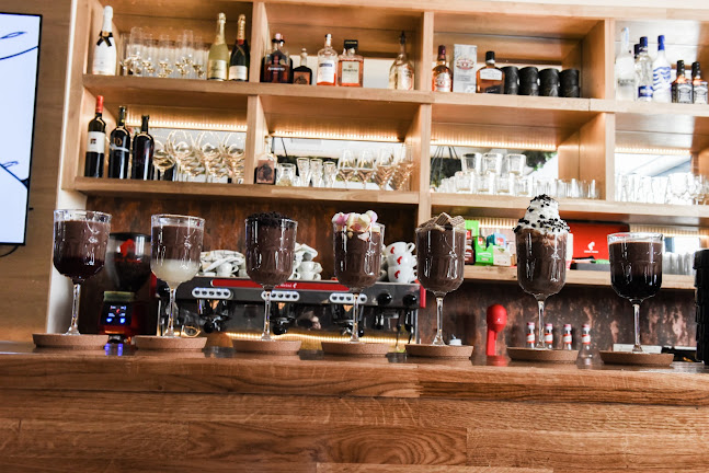 Opinii despre EscoBar caffe&lounge în Dugo Selo - Gastronomija i ugostiteljstvo