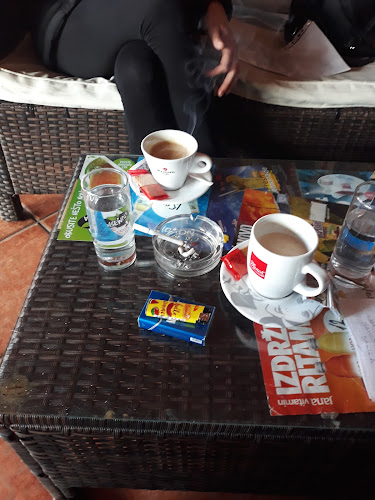 Caffe & Disco bar Tena - Gastronomija i ugostiteljstvo