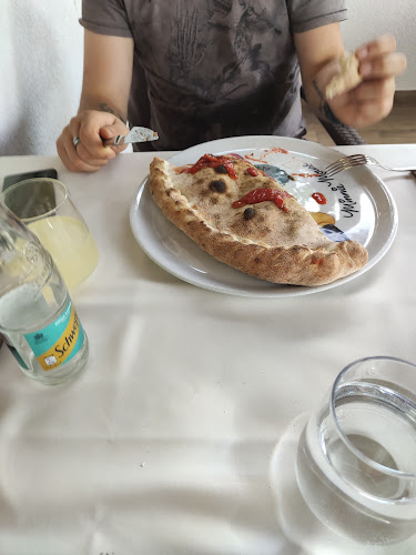 Bistro-pizzeria Luna - Gastronomija i ugostiteljstvo