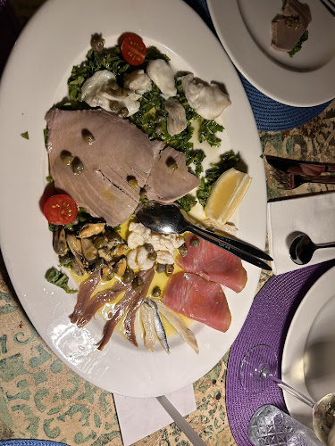 Ul. Vladimira Nazora 34, 21480, Vis