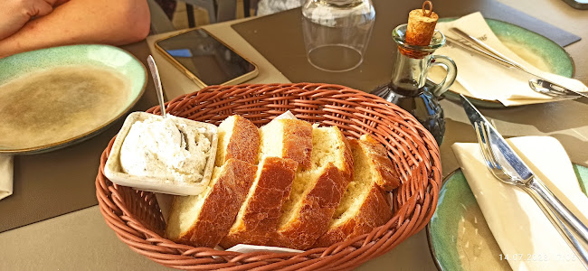 Bistro Bar Montona Gallery - Motovun