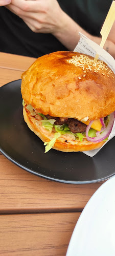 Comentarii opinii despre Food Yard