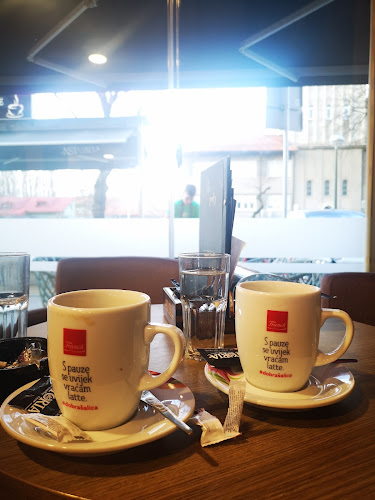 Opinii despre Caffe bar Astoria în Zagreb - Gastronomija i ugostiteljstvo