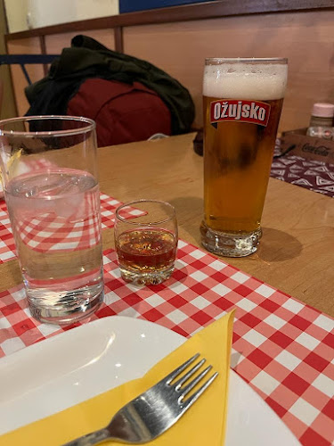 Zlatna ribica - Gastronomija i ugostiteljstvo