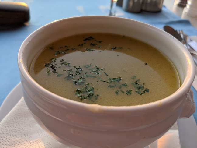 Opinii despre Restoran Spinnaker Marina Kaštela în Kaštel Gomilica - Gastronomija i ugostiteljstvo