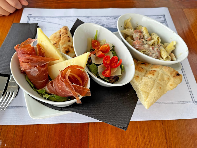 SidiBar, restaurant, sports & music terrace - Split