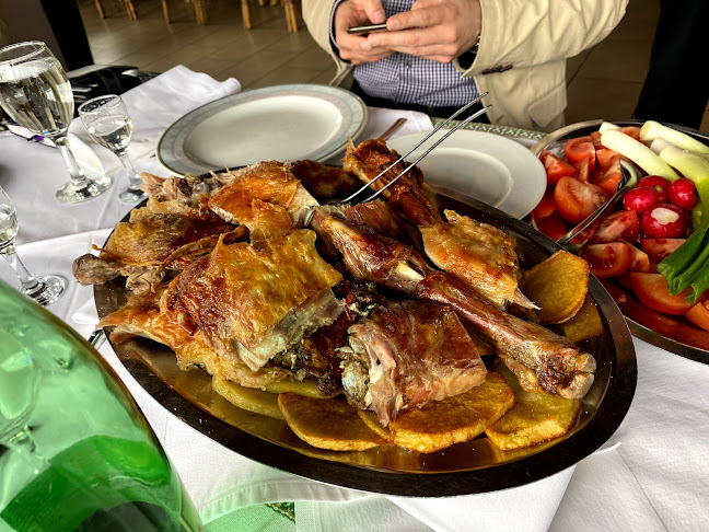 Opinii despre Restoran NK Trnje în Zagreb - Gastronomija i ugostiteljstvo