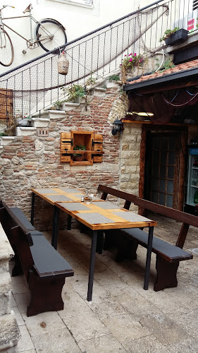 KONOBA Karuba - Gastronomija i ugostiteljstvo