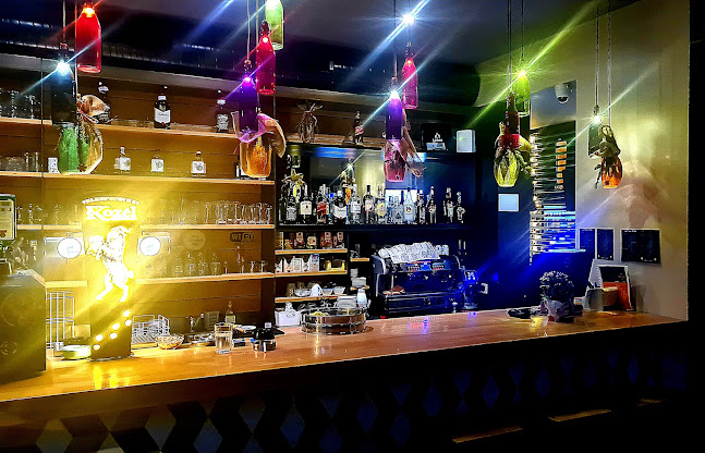 Caffe bar CENTAR - Gastronomija i ugostiteljstvo