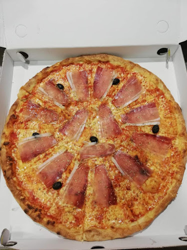 Brzogriz Omiš - Gastronomija i ugostiteljstvo