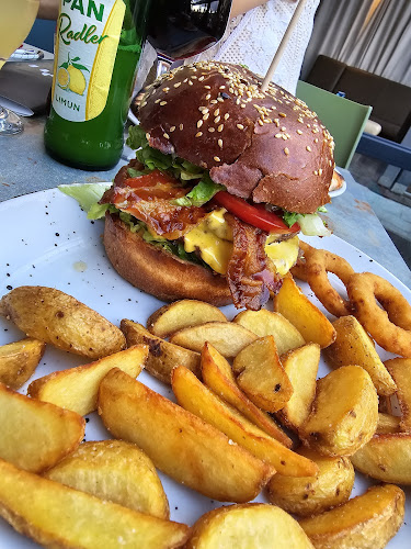 Pizzeria Moho - Gastronomija i ugostiteljstvo