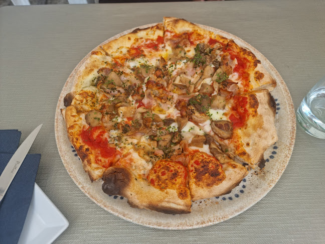 BELLA ISTRIA PIZZERIA RISTORANTE SVETI LOVREČ - Gastronomija i ugostiteljstvo