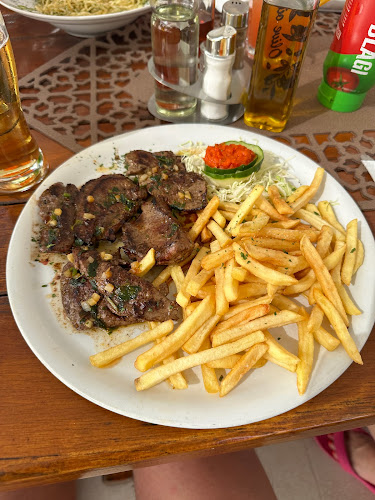 Opinii despre LUNGO MARE RESTAURANT-APARTMENTS în Živogošće - Gastronomija i ugostiteljstvo