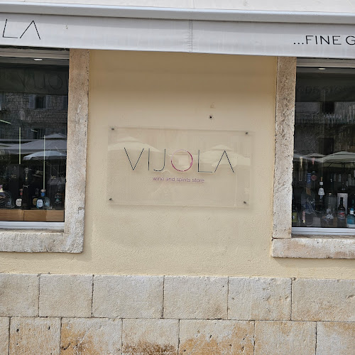 VIJOLA Wine&Tasting Store Hvar