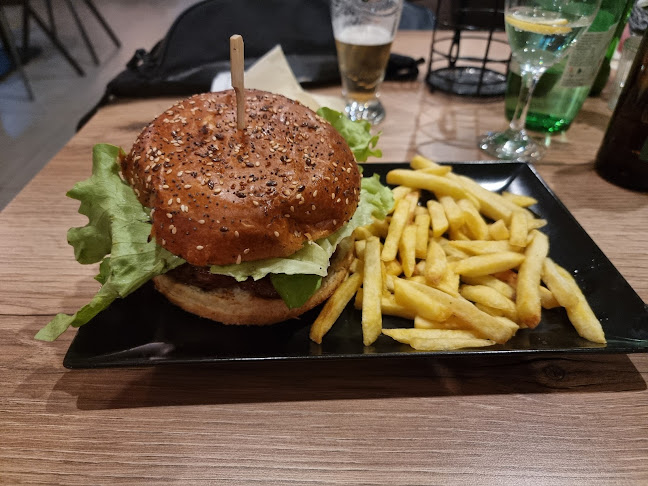 Dribbling Food & Caffe