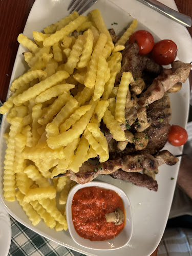 Kristian Pizza - Gastronomija i ugostiteljstvo