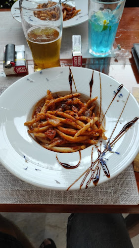 Pizza Pasta Tudors - Gastronomija i ugostiteljstvo