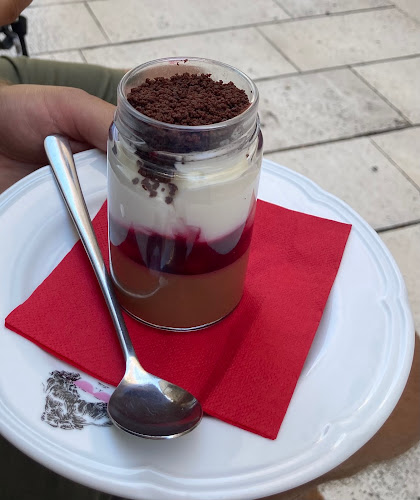 Opinii despre Oš Kolač - Artisan Cakes and Pastries în Split - Gastronomija i ugostiteljstvo